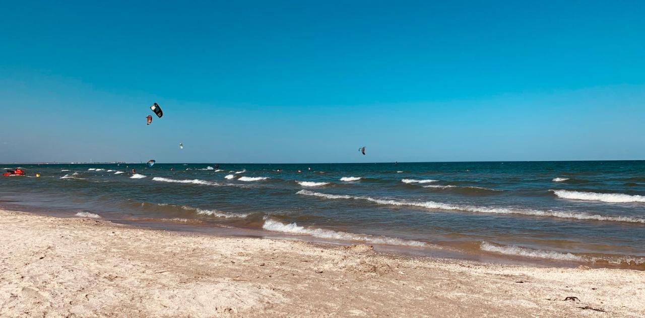 Royal Moonlight Apartment Mamaia Exterior foto