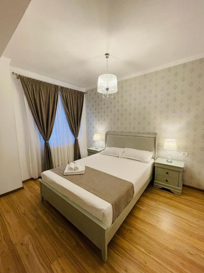 Royal Moonlight Apartment Mamaia Exterior foto